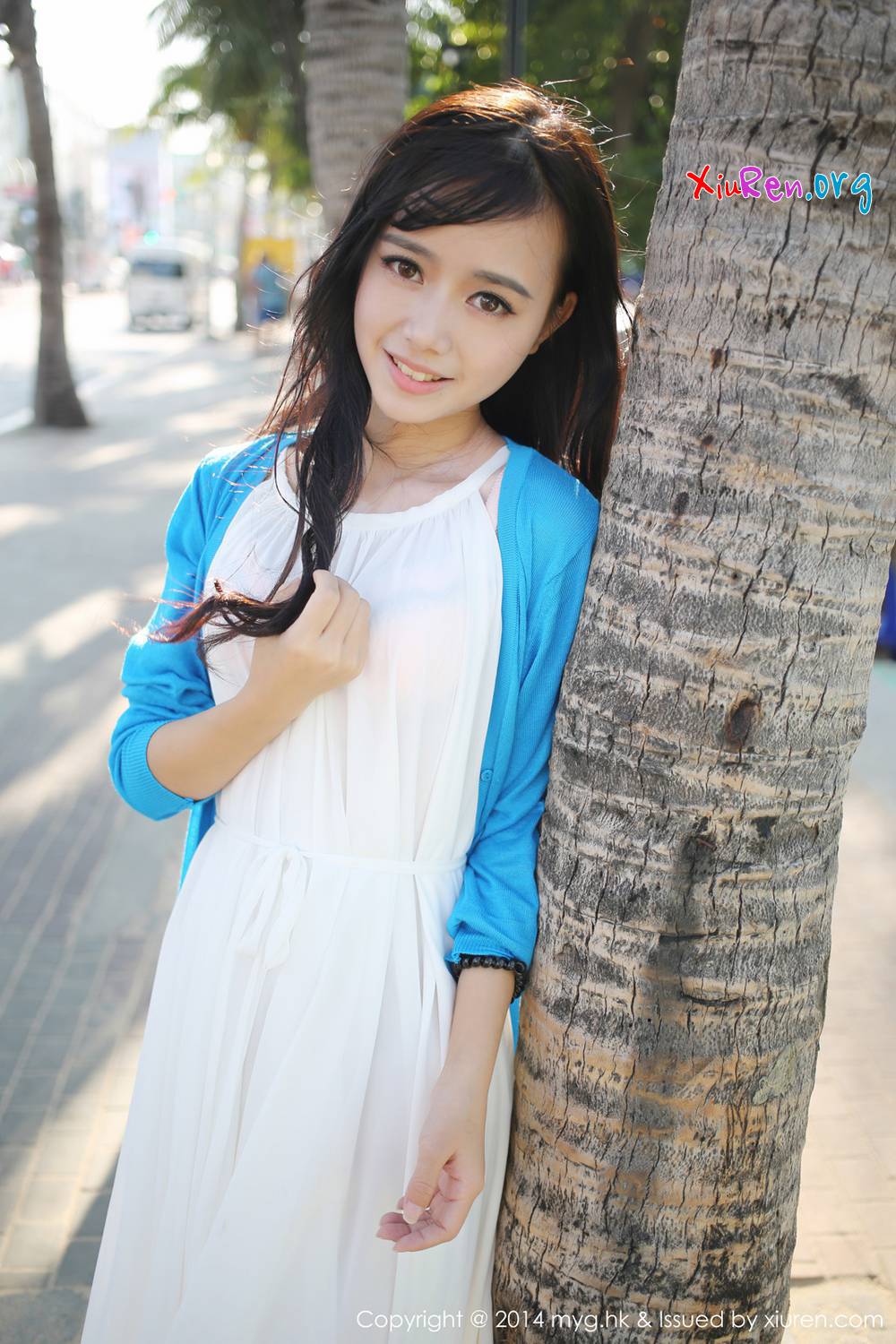 [MyGirl] Vol.086 可爱清纯文静美少女toro羽住粉色护士制服露臀养眼诱惑 44P