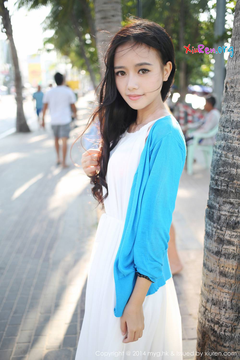 [MyGirl] Vol.086 可爱清纯文静美少女toro羽住粉色护士制服露臀养眼诱惑 44P