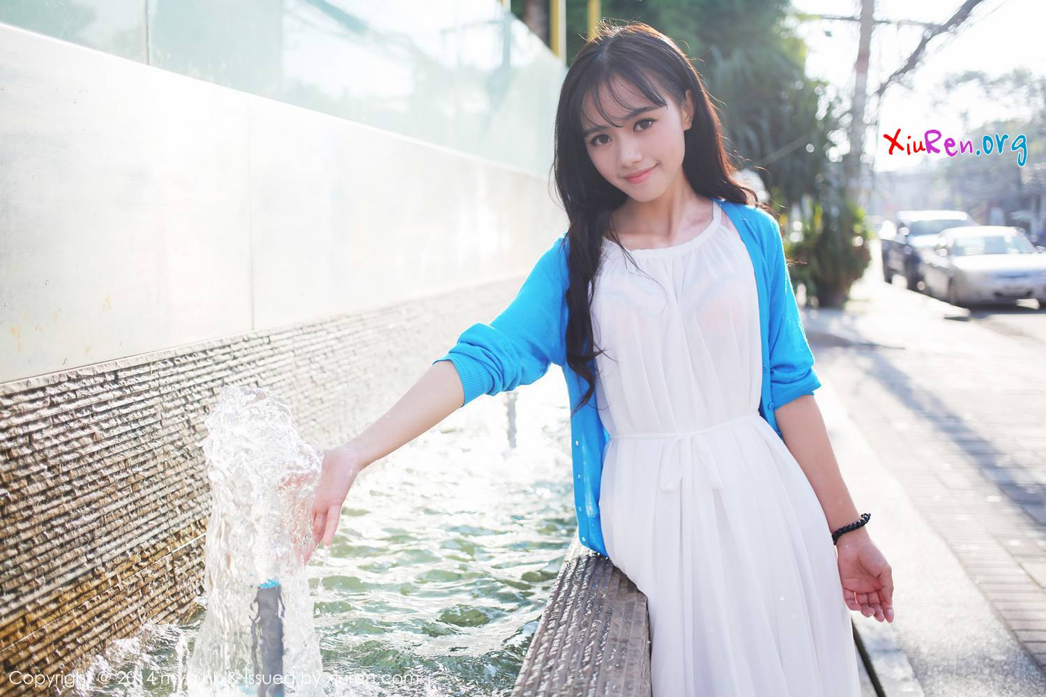 [MyGirl] Vol.086 可爱清纯文静美少女toro羽住粉色护士制服露臀养眼诱惑 44P