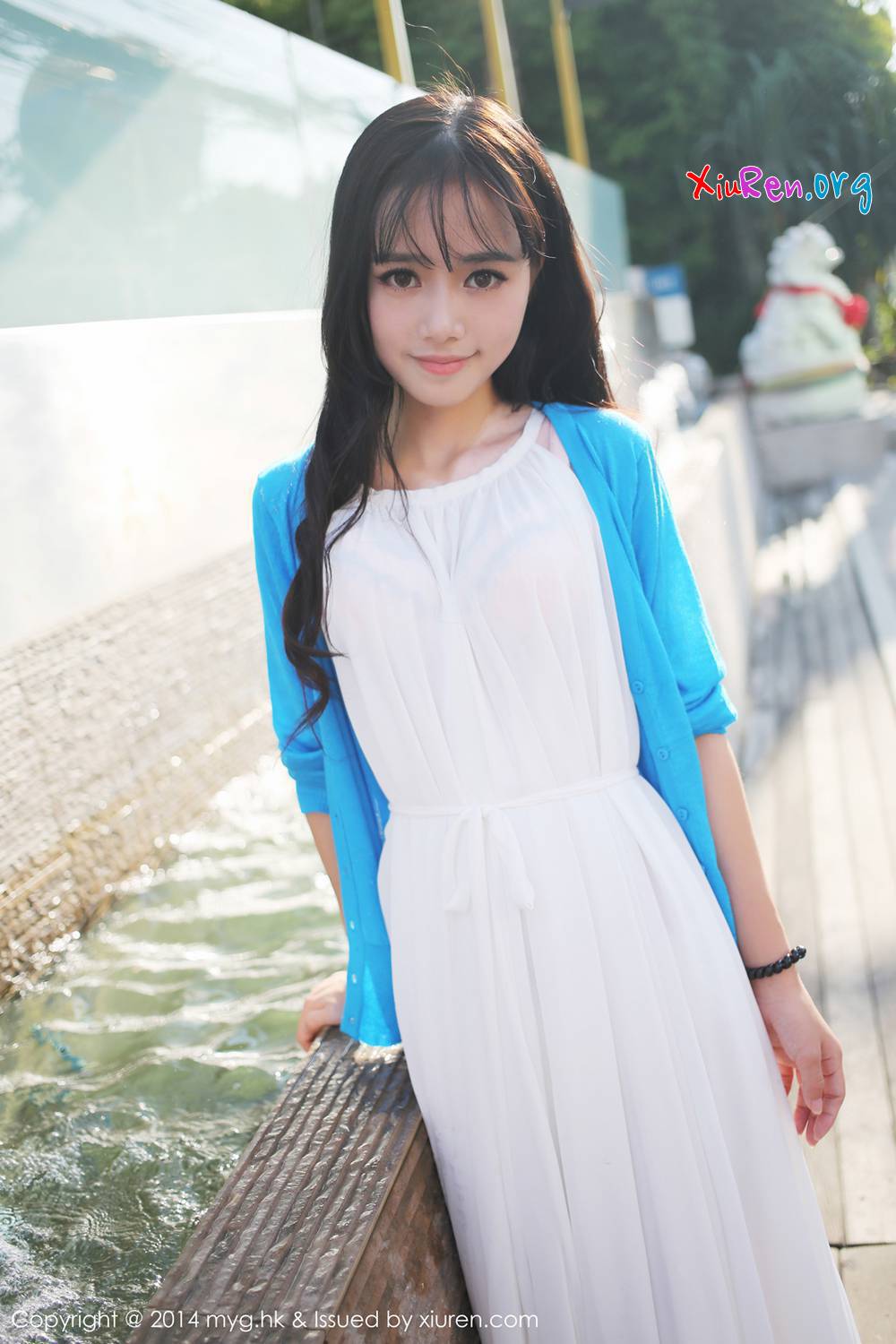 [MyGirl] Vol.086 可爱清纯文静美少女toro羽住粉色护士制服露臀养眼诱惑 44P