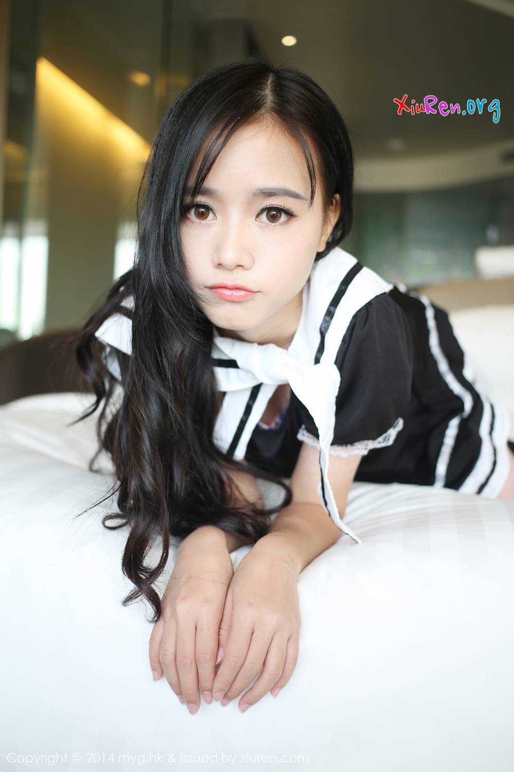 [MyGirl] Vol.086 可爱清纯文静美少女toro羽住粉色护士制服露臀养眼诱惑 44P